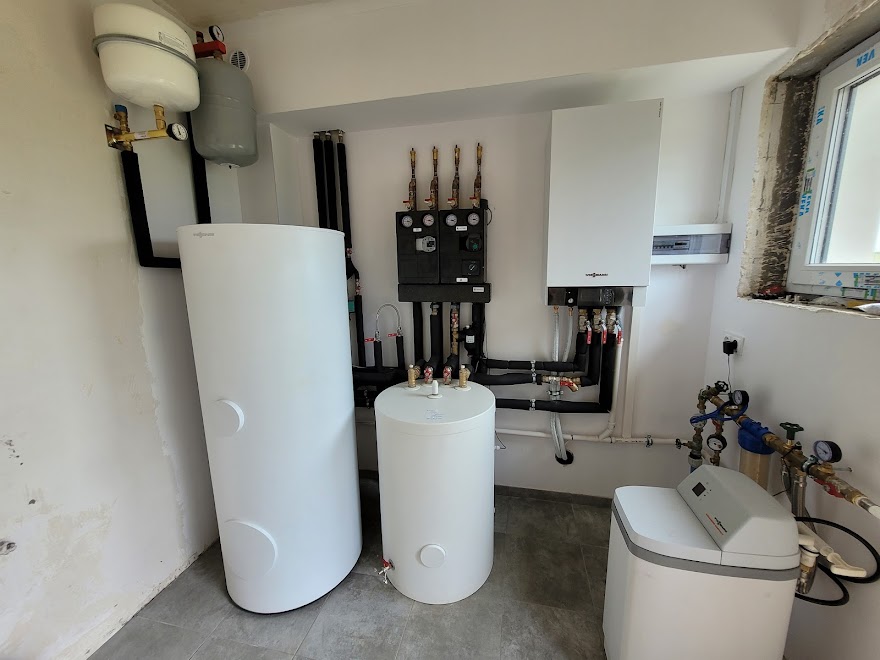 Instalacja kotłowni i zasobnika